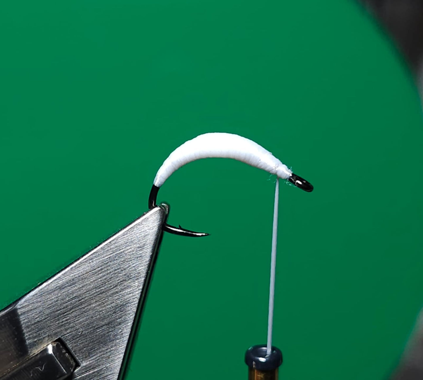 The Fly Smith Under Body Thread