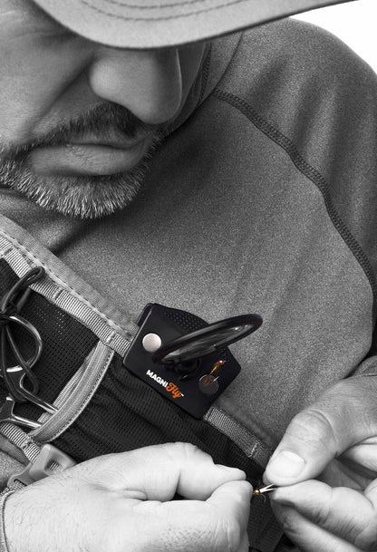 Magnifly - Clip on fly magnifier image 3