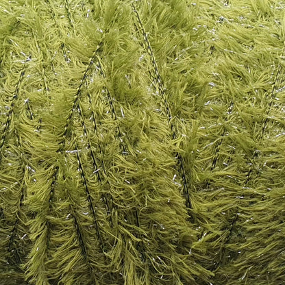 Upavon Pure Colour Straggle Hackle for fly tying, featuring vibrant feather fibers used in UPAVON FLY FISHING fly tying materials