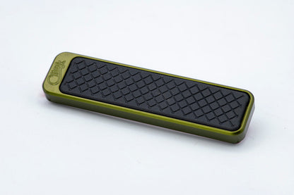 Cling Mag Grab Tool Stick Mini in deep green