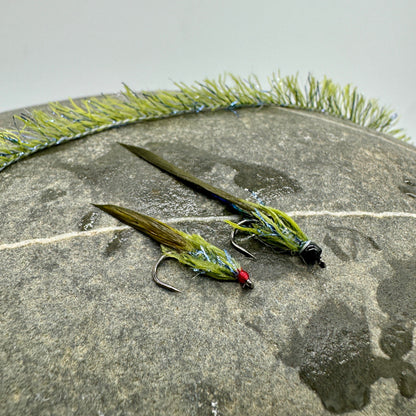 Upavon Electric Blue Flash Damsel Straggle Hackle - Upavon Fly Fishing