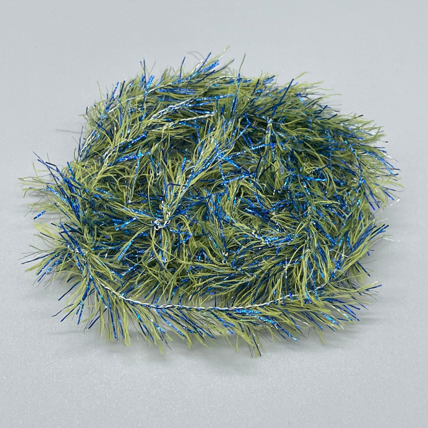 Upavon Blue Flash Damsel Straggle Hackle - Upavon Fly Fishing